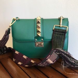 Look alike Valentino Rockstud in Emerald Green
